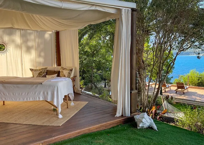 Отель Miramar Corsica 5*